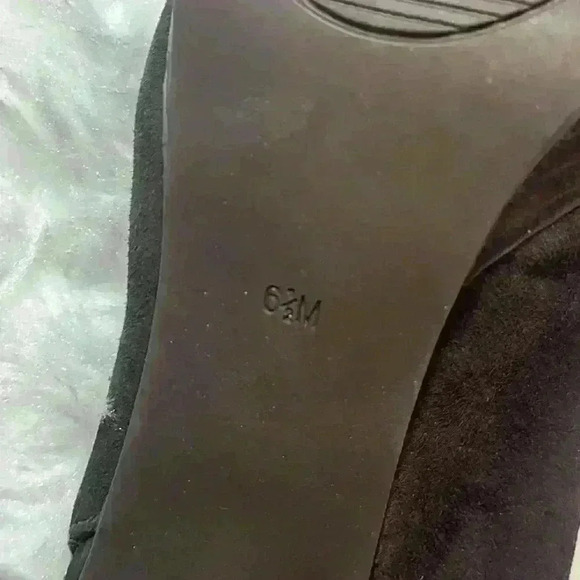 Guess Wgleona Vintage Dark Brown Suede 4” Heels with Back Strap Womens Size 6.5 - Picture 10 of 16